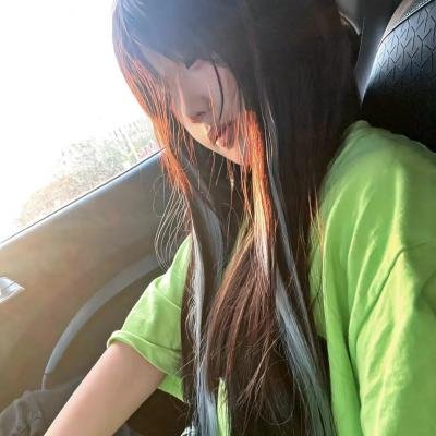 白色的女人